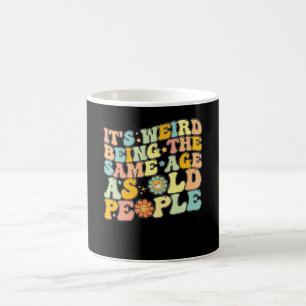 Geweldig, het is raar om even oud te zijn als oude koffiemok