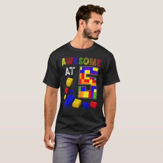 Geweldige bij 5 jaar oude blokbrick Bouwer Kind 5t T-shirt (Voorkant volledig)