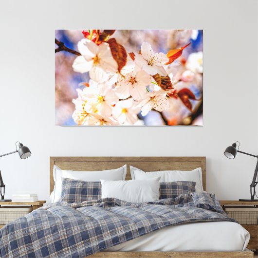 Geweldige bos kersenbloesems in de lente canvas afdruk (Insitu (Slaapkamer))