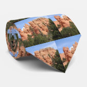 Geweldige geologische formaties bij Red Canyon, Ut Stropdas (Opgerold)