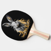 Geweldige grijs konijn in brand tafeltennisbatje (Zijkant)