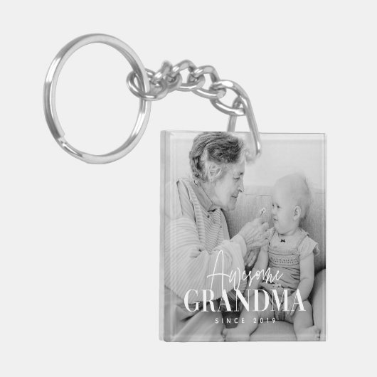 Geweldige grootmoeder sinds 20XX eenvoudige legant Sleutelhanger (Voorkant Links)