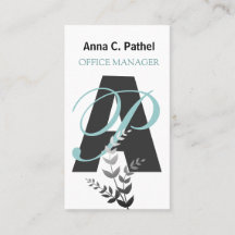 Geweldige houding! Vetgedrukte Natuur-bijkantoren