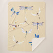 Geweldige libellen in vlucht op Light Tan Sherpa Deken (Voorkant)