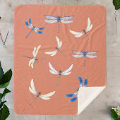 Geweldige libellen in vlucht op Terra Cotta Sherpa Deken