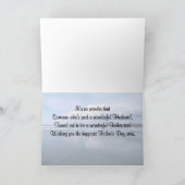 Geweldige man en vrouw genieten van een dag op het kaart (Binnen)