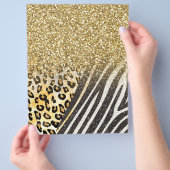 Geweldige meisjesachtige trendy gouden luipaard en flyer (Hand)