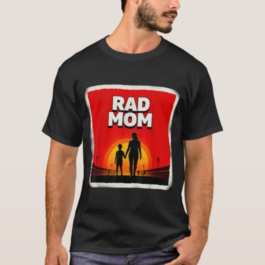 Geweldige moeder moeder en zoon voetbalmoeder zons t-shirt (Voorkant)