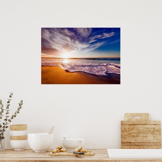 Geweldige Ocean Waves op Beach bij Sunrise Poster (Keuken)