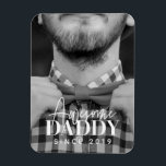 Geweldige papa sinds 20XX Eenvoudige elegante foto Magneet<br><div class="desc">Dit eenvoudige en moderne ontwerp bestaat uit serif en cursieve typografie en voegt een douanefoto toe</div>