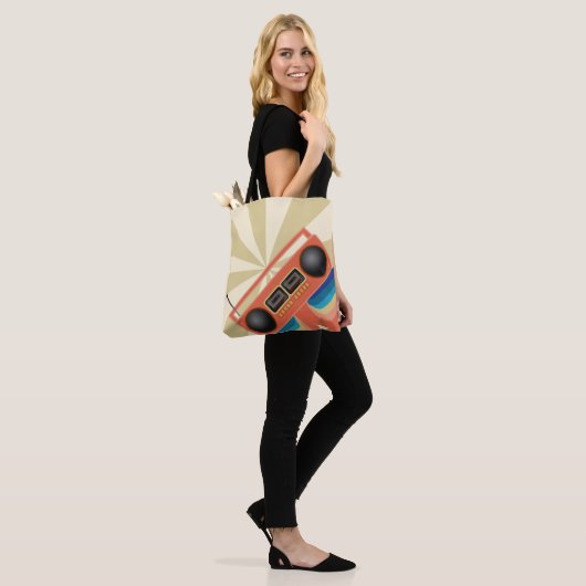 Geweldige Rode Boom Box Tote Bag (Op model)