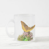 Geweldige schuine konijnenvlinder op Milkweed Matglas Koffiemok (Links)