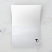 Geweldige silhouet van moeder en zoon op het stran kaart (Binnen)