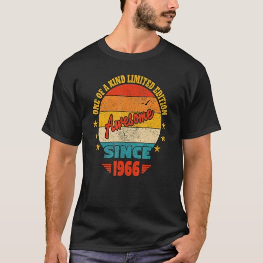 Geweldige sinds 1966 56e verjaardag t-shirt (Voorkant)