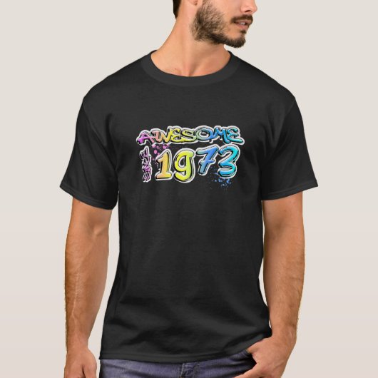 Geweldige sinds 1973 Graffiti Motif T-shirt (Voorkant)