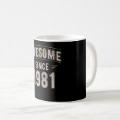 Geweldige sinds 1981  verjaardag koffiemok (Voorkant rechts)