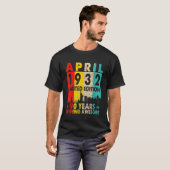 Geweldige sinds april 1932 90e verjaardag Ret T-shirt (Voorkant volledig)