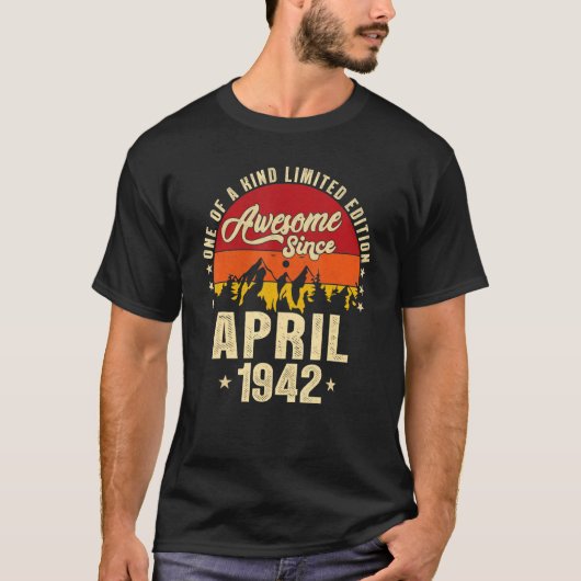 Geweldige sinds april 1942  80e verjaardag t-shirt (Voorkant)