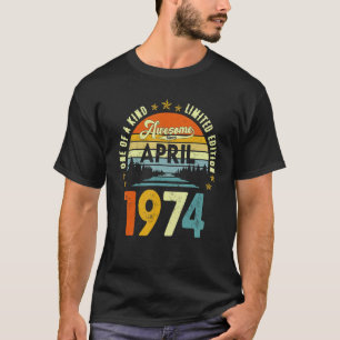 Geweldige sinds april 1974 48e verjaardag t-shirt