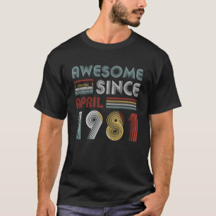 Geweldige sinds april 1981 38e verjaardag T-shirt