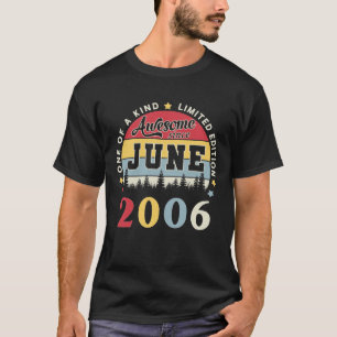 Geweldige sinds juni 2006  retro Birthday T-shirt