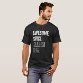 Geweldige sinds maart 1976 t-shirt (Voorkant volledig)