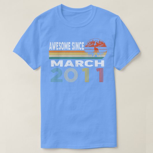Geweldige sinds maart 2011 t-shirt (Design voorkant)