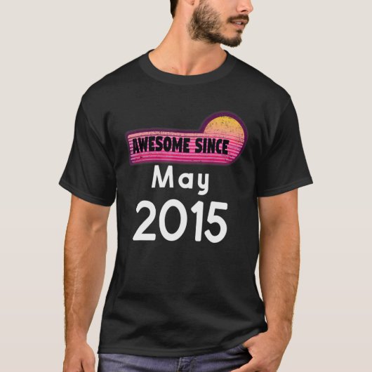 Geweldige sinds mei 2015 Birthday 2015 mei  T-shirt (Voorkant)
