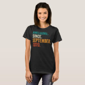 Geweldige sinds september 2020 2e verjaardag 2 jaa t-shirt (Voorkant volledig)