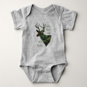 Geweren, vijzels en oorvijgen in Camouflage Romper (Voorkant)