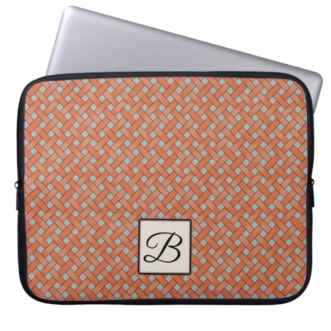 Geweven Sinaasappel rotan op Custom Grey met Monog Laptop Sleeve (Voorkant)