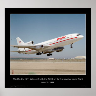 Gewijzigde L-1011 start met de X-34 Poster