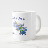 Gewonden zijn blauw... grote koffiekop (Voorkant rechts)