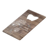 Gewoon Achter de Dandelions Butterfly Wood Creditkaart Flessenopener (Voorkant Gekanteld)