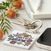 GEWOON ADEMEN Bloemen Schattige Daisy Hand-Drawn Sleutelhanger (Voorkant Rechts)