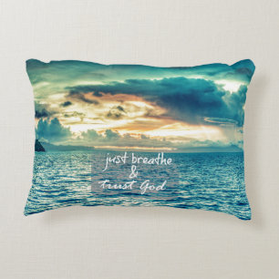 Gewoon ademen en vertrouwen God Faith Quote Accent Kussen