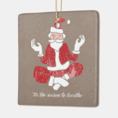 Gewoon Ademhalen Yoga Kerstman Keramisch Ornament (Links)