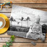 Gewoon Breathe Hawaii Buddha Black en White Photo Legpuzzel<br><div class="desc">"Gewoon ademen." Elke keer als ik de Big Island bezoek, moet ik naar deze Boeddha gaan. Iets over de splendor van de oceaan, het vreedzame gezicht, en de eenzaamheid van zijn plaatsing, maakt me kalm, serene en gelukkig. Neem even een moment om te ontspannen wanneer je aan deze mooie, inspirerend...</div>