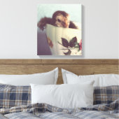 Gewoon Chillin hier in deze Teacup Canvas Afdruk (Insitu (Slaapkamer))