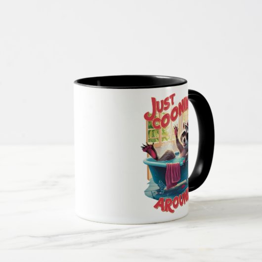 Gewoon Cooning Speelse Raccoon Splashing in Bath, Mok (Voorkant rechts)