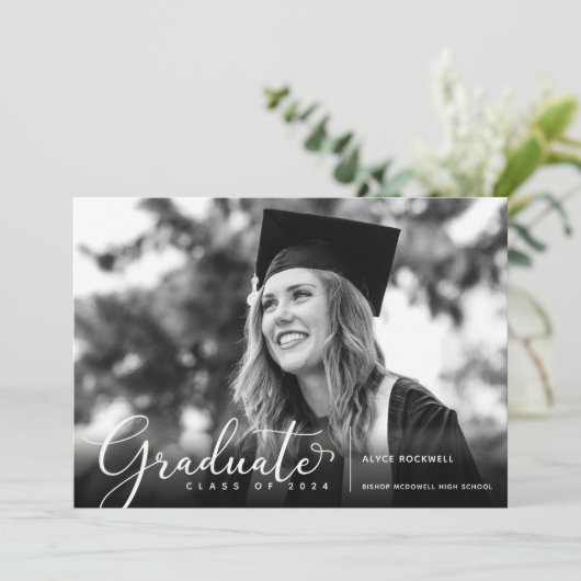 Gewoon Cursieve tekst Foto Afstuderen Aankondiging (Staand voorkant)