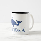 Gewoon door te zwemmen walvis tweekleurige koffiemok (Voorkant rechts)
