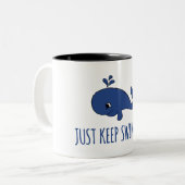 Gewoon door te zwemmen walvis tweekleurige koffiemok (Voorkant links)