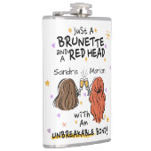 "Gewoon een brunette en een rode kop" Custom Flask Heupfles (Rechts)
