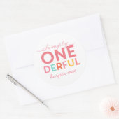 Gewoon een-derful 1e verjaardag | regenboogstreep ronde sticker (Envelop)