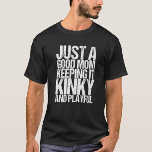 Gewoon een goede mama die het griezelig houdt en s t-shirt