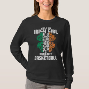 Gewoon een Iers meisje houdt van Basketball St Pat T-shirt