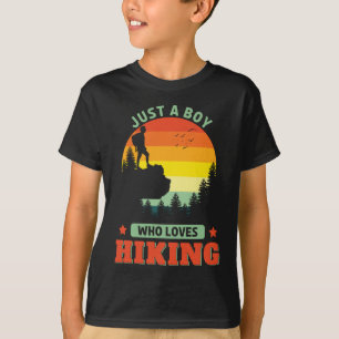 Gewoon een jongen die houdt van wandelen buiten wa t-shirt