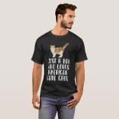 Gewoon een jongen die van Amerikaanse krulkat houd T-shirt (Voorkant volledig)