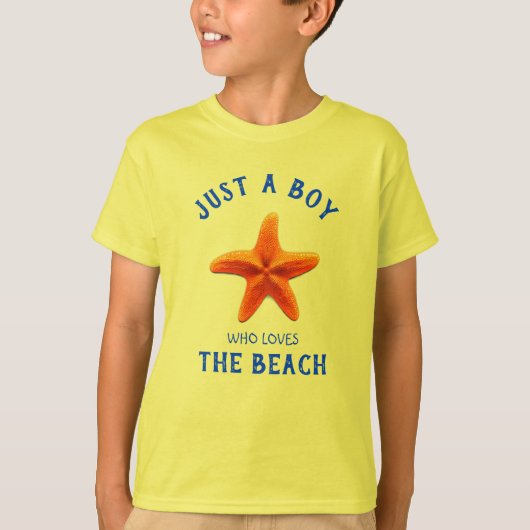 Gewoon een jongen die van de Beach T-Shirt houdt (Voorkant)
